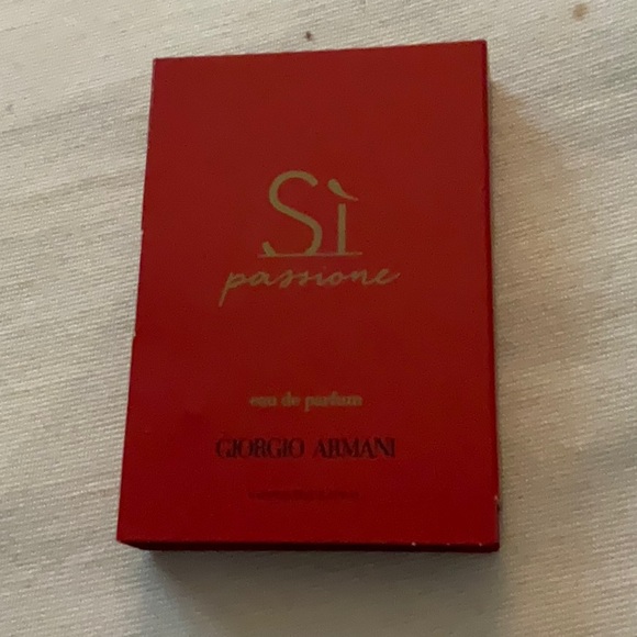 COPY - NWOT Cosmetic Case w/ Enclosures - Picture 4 of 4